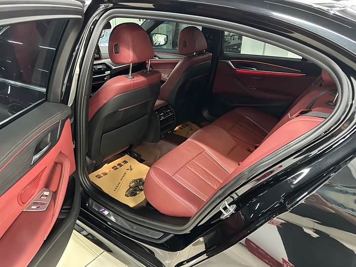 Фото 6 - BMW 5 Series