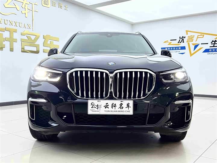 Фото 2 - BMW X5