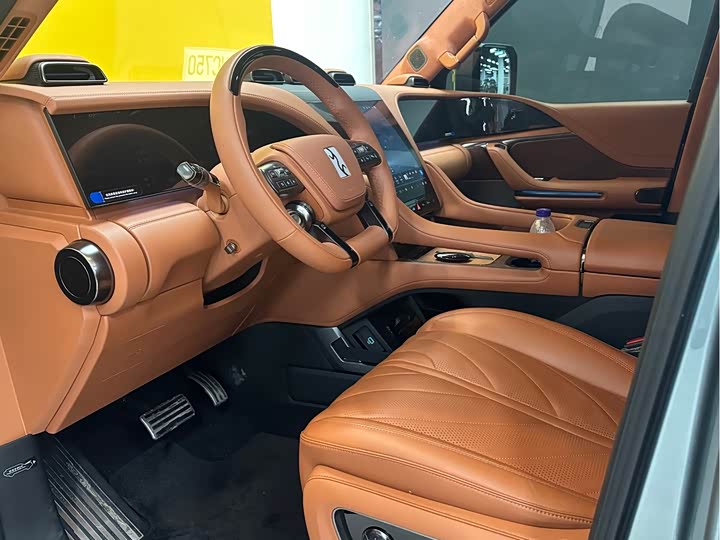 Фото 5 - BYD Yangwang U8