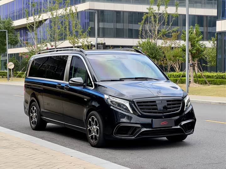 Фото 4 - Mercedes-Benz V-Class