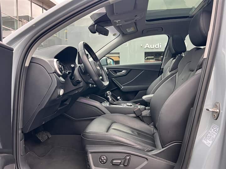 Фото 10 - Audi Q2L