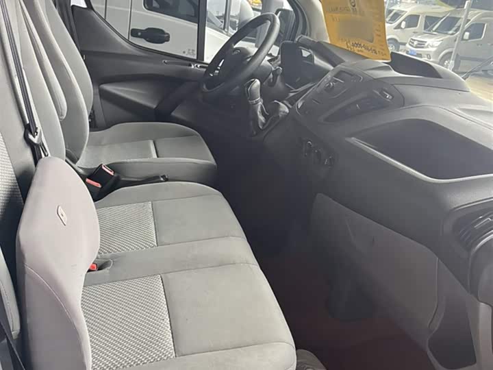 Фото 12 - Ford Transit