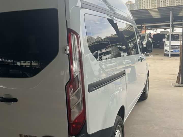 Фото 6 - Ford Transit