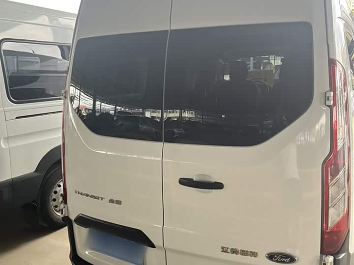 Фото 9 - Ford Transit