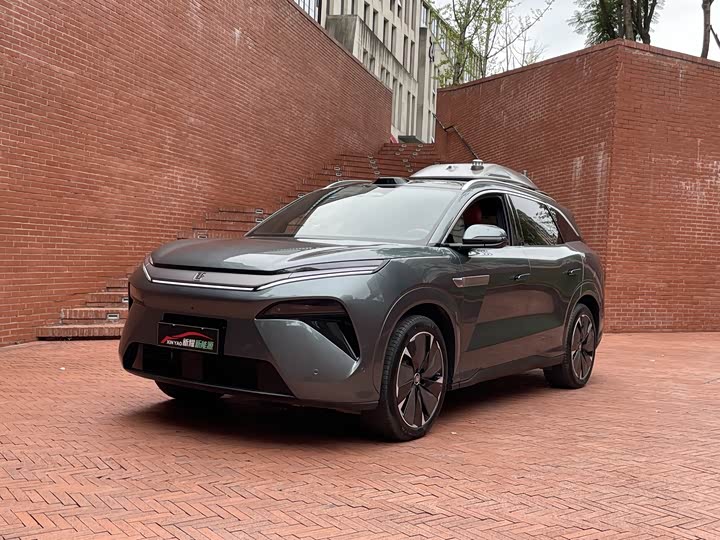 Фото 2 - BYD Tang L