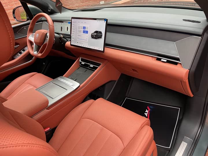 Фото 29 - BYD Tang L