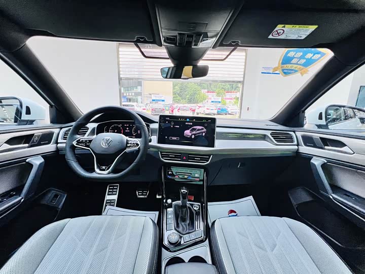 Фото 20 - Volkswagen Tayron