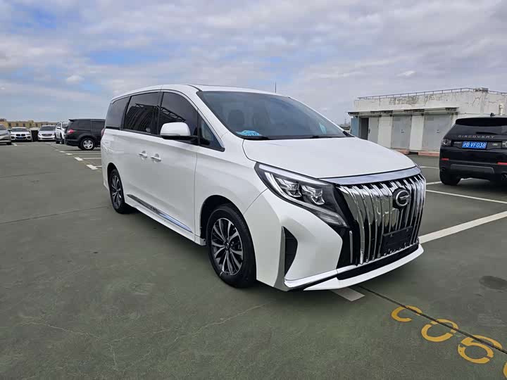 Фото 3 - GAC Trumpchi M8