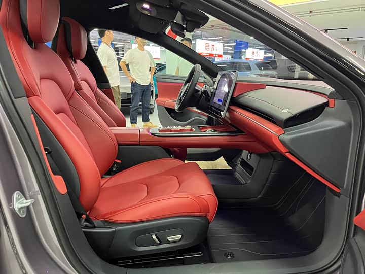 Фото 11 - Xiaomi SU7