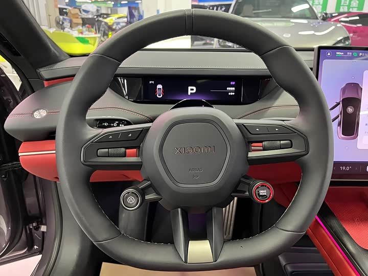 Фото 14 - Xiaomi SU7