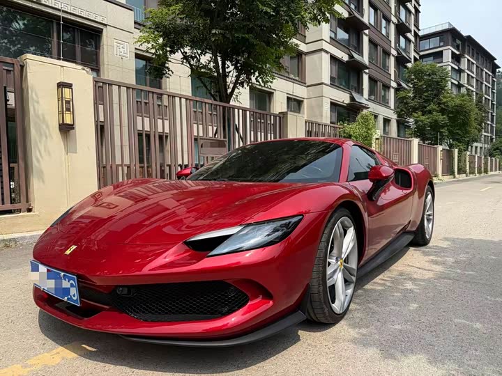 Фото 1 - Ferrari 296