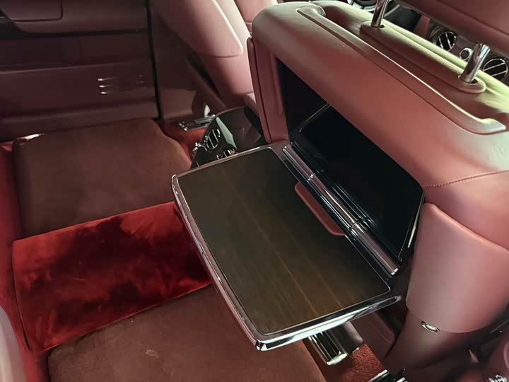 Фото 13 - Rolls-Royce Phantom