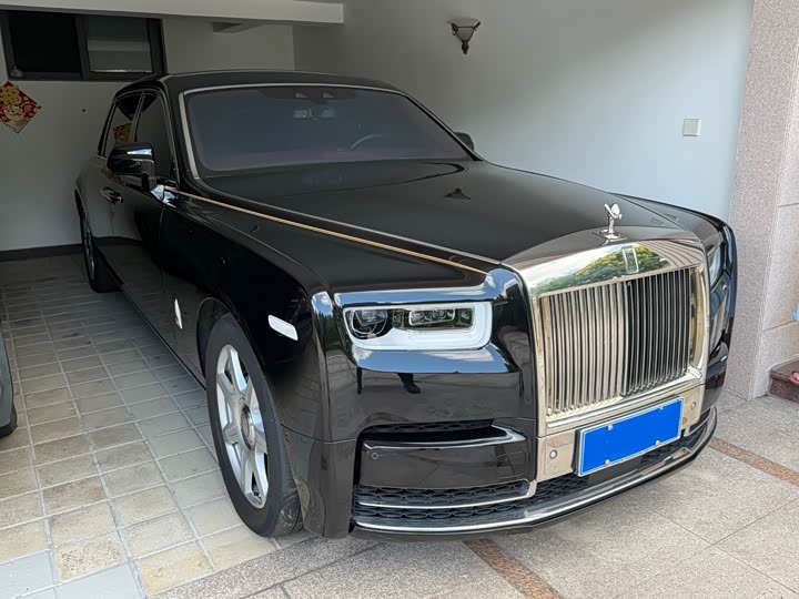 Фото 3 - Rolls-Royce Phantom