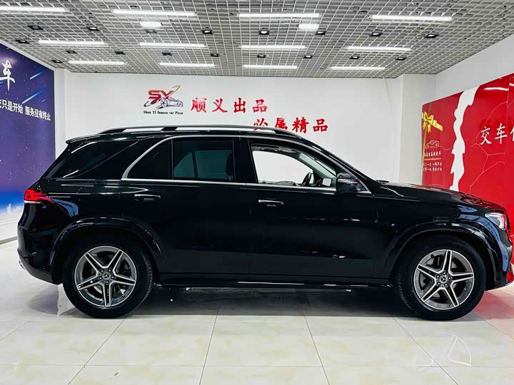 Фото 3 - Mercedes-Benz GLE-Class