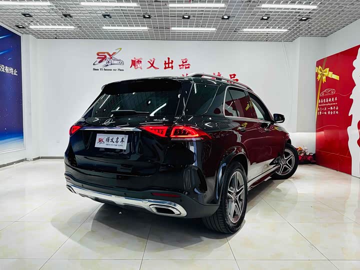 Фото 4 - Mercedes-Benz GLE-Class