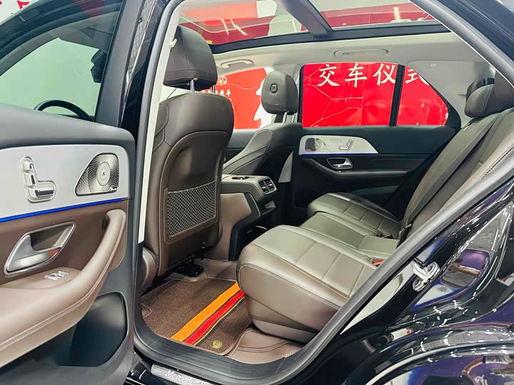 Фото 6 - Mercedes-Benz GLE-Class