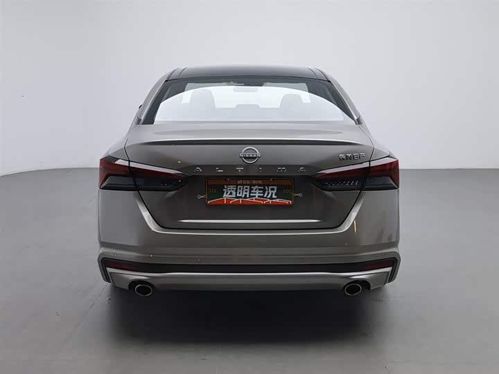 Фото 4 - Nissan Teana