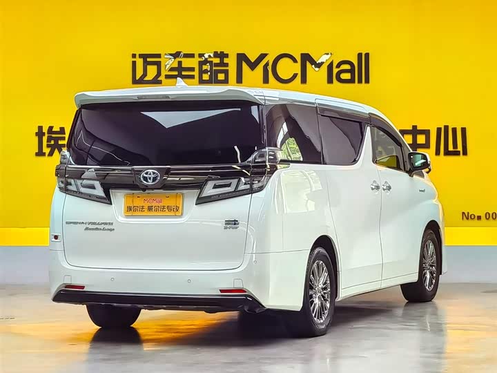 Фото 4 - Toyota Vellfire