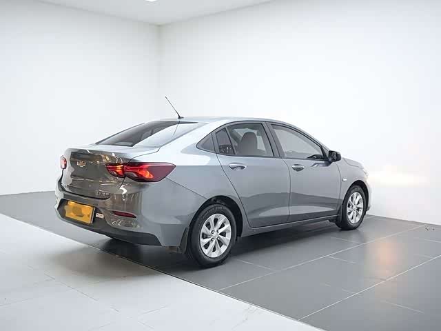 Фото 4 - Chevrolet Onix (Cavalier)