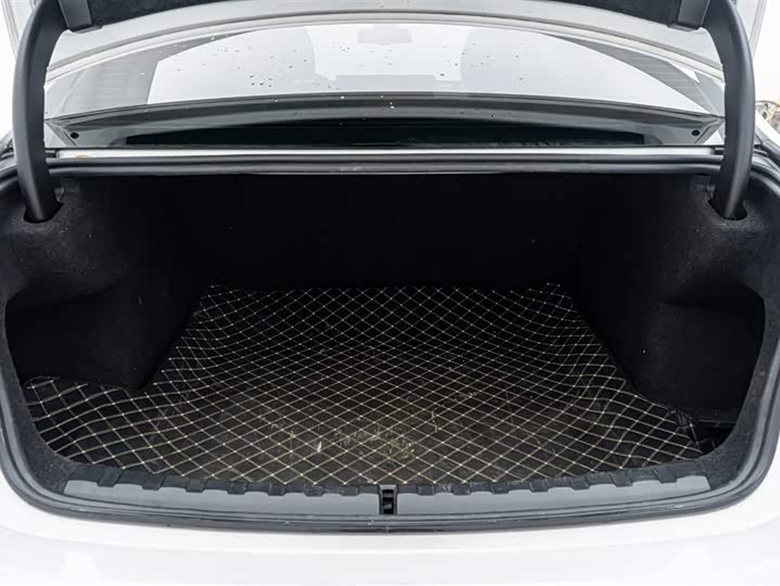 Фото 26 - BMW 3 Series