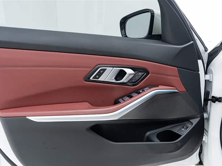 Фото 6 - BMW 3 Series