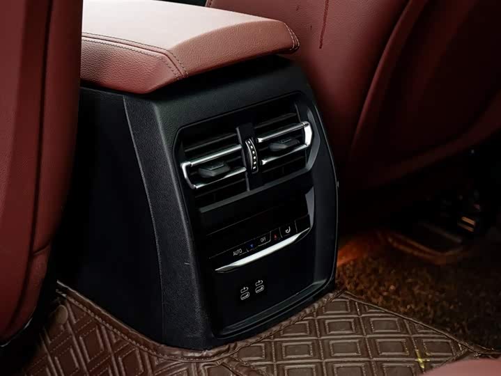 Фото 9 - BMW 3 Series