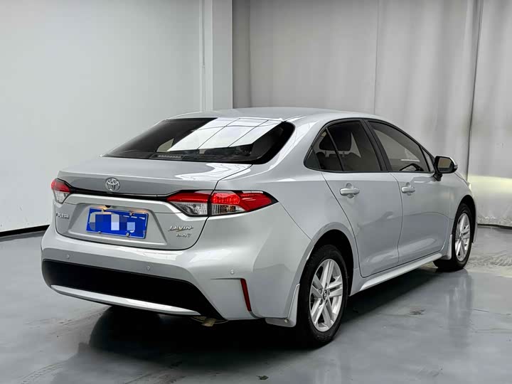 Фото 4 - Toyota Levin