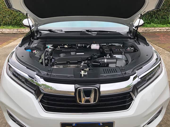 Фото 21 - Honda Avancier