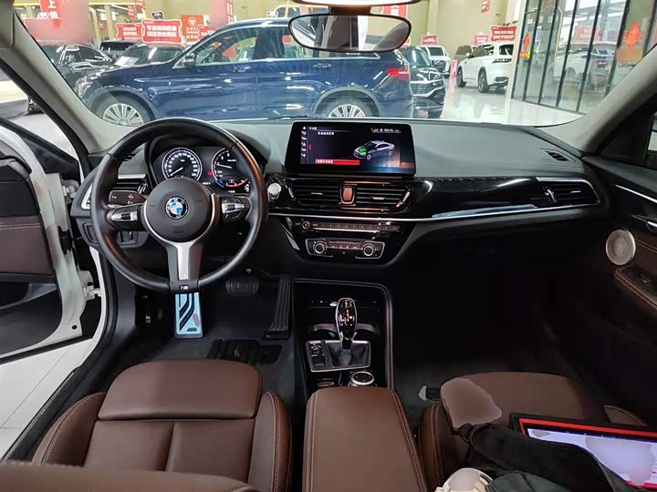 Фото 10 - BMW 1 Series