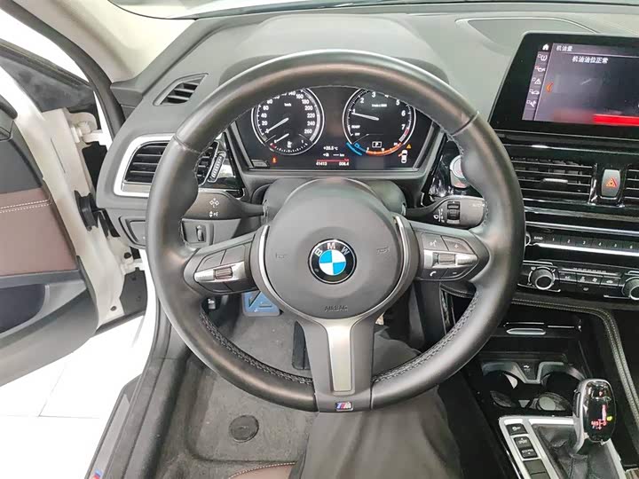 Фото 11 - BMW 1 Series