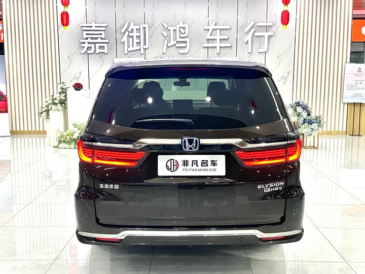 Фото 4 - Honda Elysion