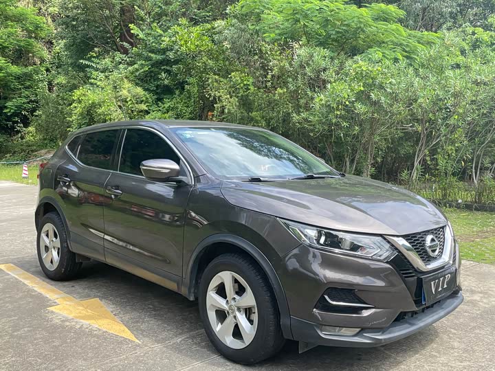 Фото 3 - Nissan Qashqai