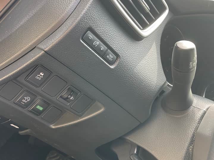 Фото 8 - Nissan Qashqai