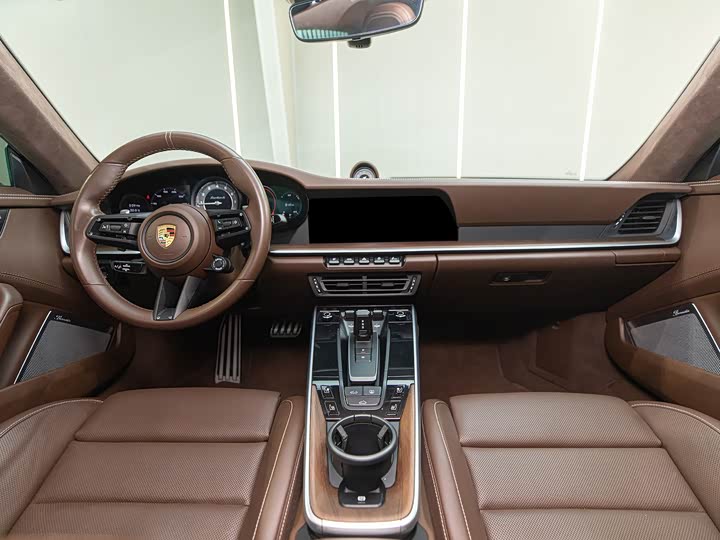 Фото 18 - Porsche 911