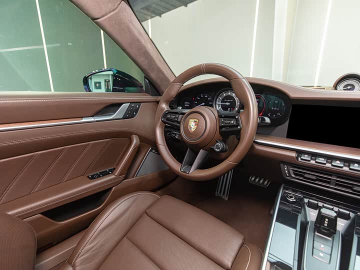 Фото 3 - Porsche 911