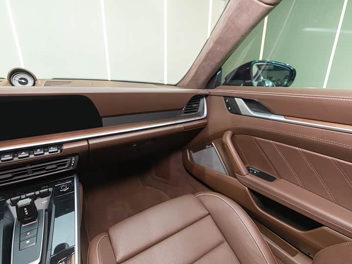 Фото 4 - Porsche 911