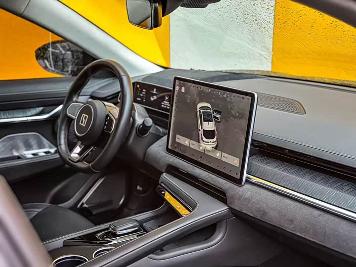 Фото 9 - Zeekr 001