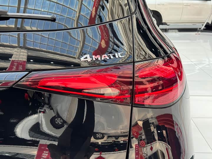 Фото 13 - Mercedes-Benz GLC-Class