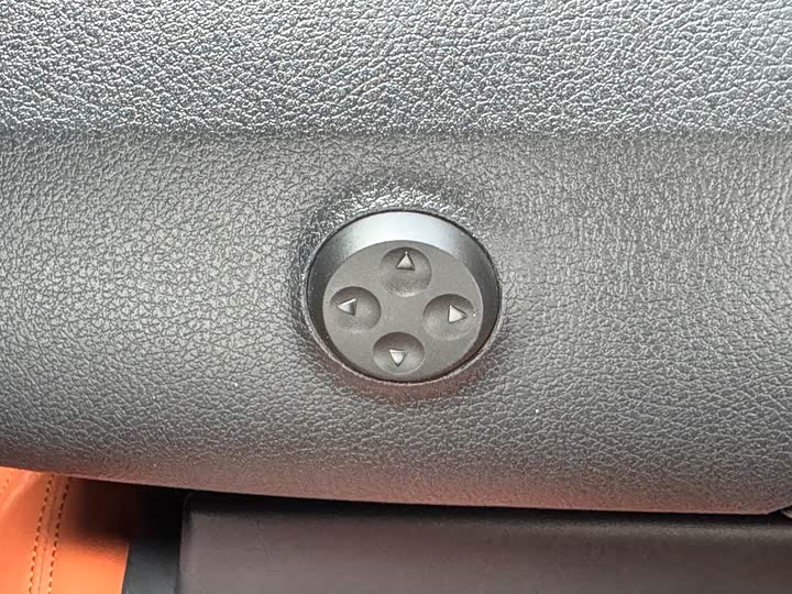 Фото 23 - Mercedes-Benz GLC-Class