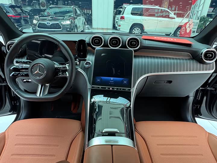 Фото 5 - Mercedes-Benz GLC-Class