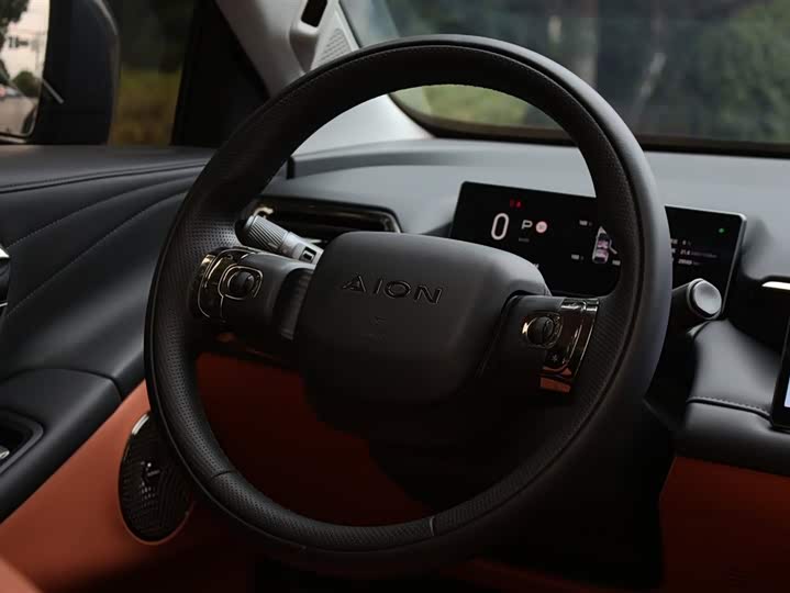 Фото 14 - GAC Aion V