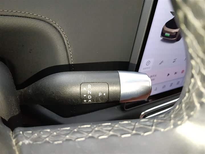 Фото 14 - LiXiang L8