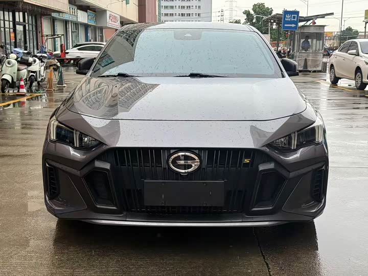 Фото 2 - GAC Trumpchi Empow R