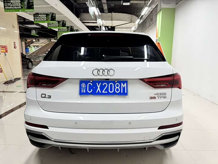 Фото 19 - Audi Q3