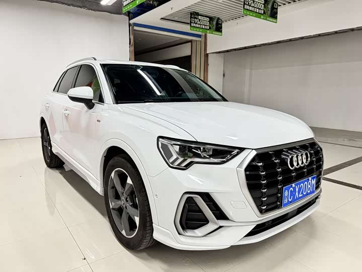 Фото 3 - Audi Q3