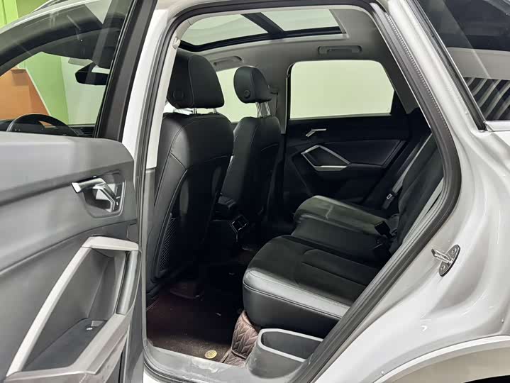 Фото 5 - Audi Q3