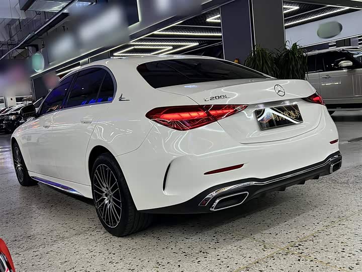 Фото 10 - Mercedes-Benz C-Class