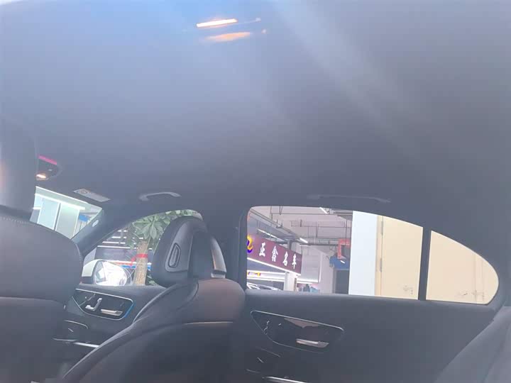 Фото 14 - Mercedes-Benz C-Class