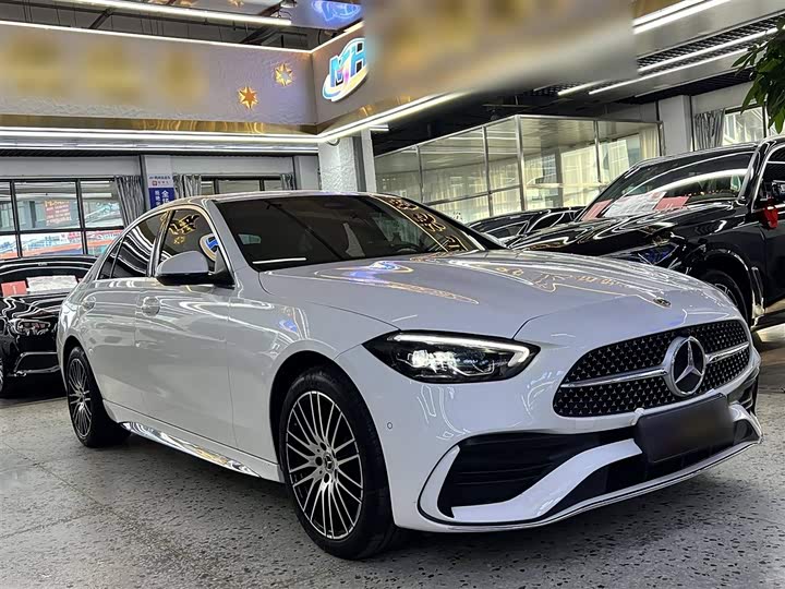 Фото 8 - Mercedes-Benz C-Class