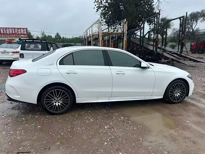 Фото 2 - Mercedes-Benz C-Class